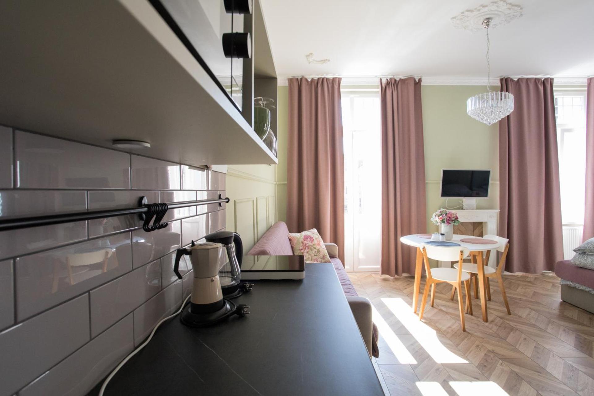 Raphael Apartment